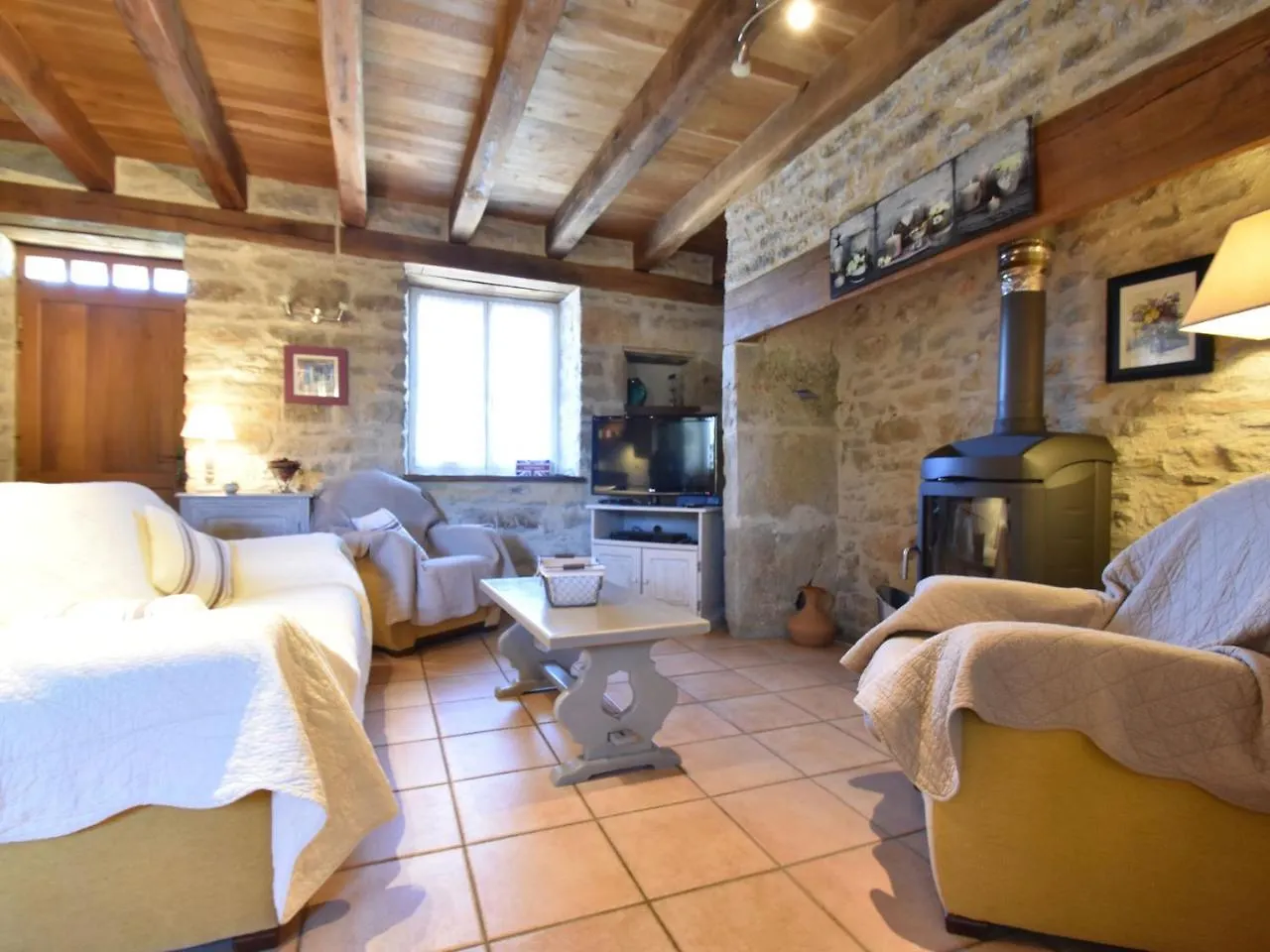 Modern Holiday Home With Pool In Gramat 0*, Rignac (Lot)